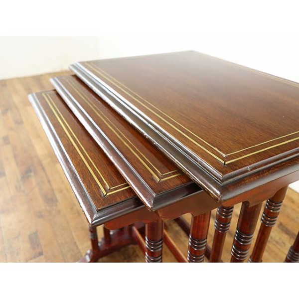 1930年頃 マホガニー材 イギリス アンティーク・ネストテーブル