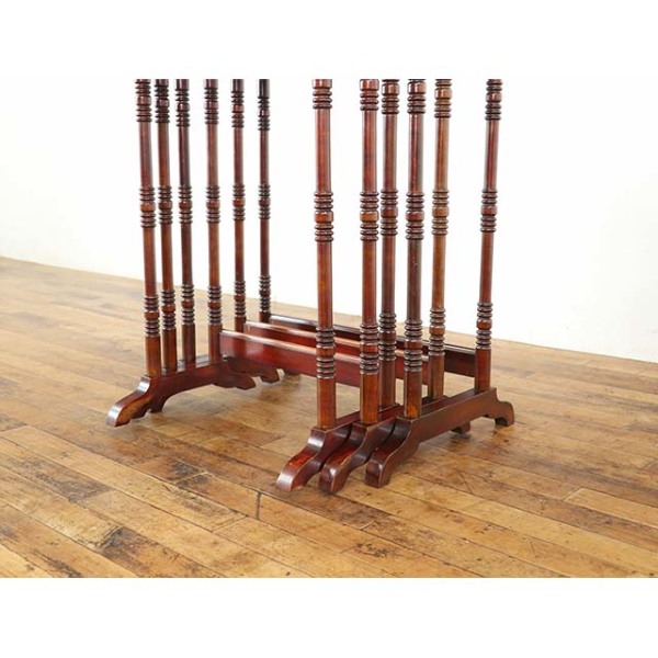 1930年頃 マホガニー材 イギリス アンティーク・ネストテーブル