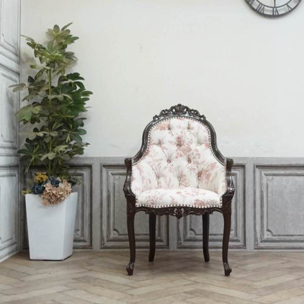 h*n様 アンティーク　椅子 イギリスの美しいアンティーク椅子、ウォールナット材のサロン