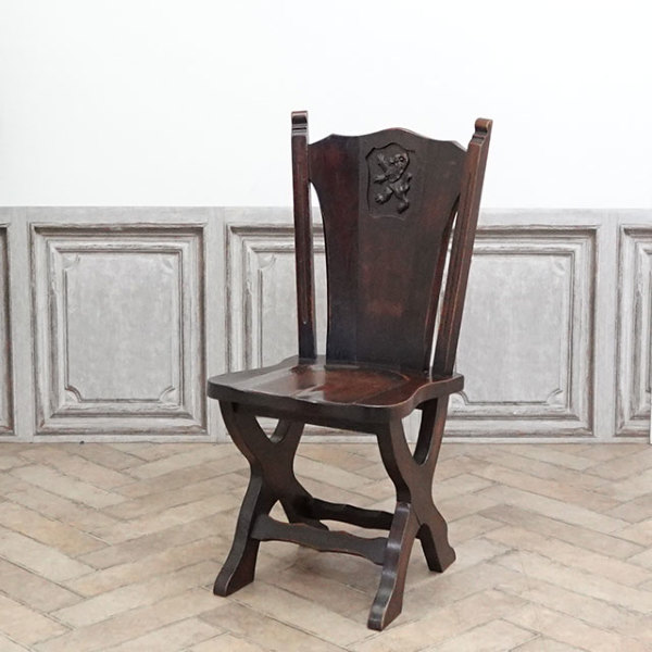 �A���e�B�[�N�E�`�F�A