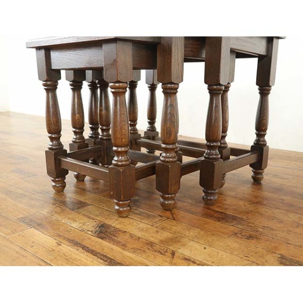 1940年頃 オーク材 オランダ アンティーク・ネストテーブル