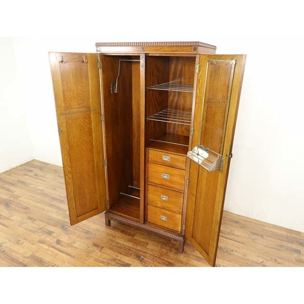 イギリス アンティーク家具 ホールローブ ワードローブ 1930年頃 758A イギリス アンティーク家具 ホールローブ ワードローブ 1930年頃 758A