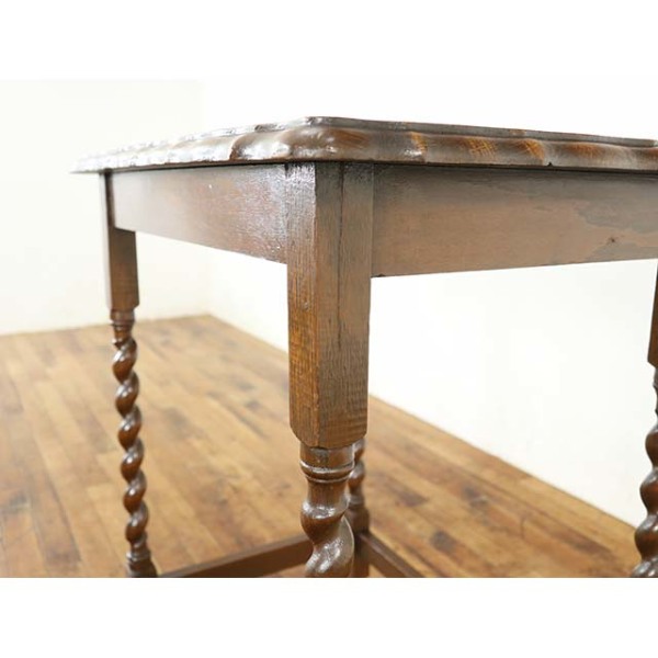 イギリス　アンティーク　サイドテーブル　英国　ビンテージ 1920年頃 オーク材 イギリス アンティーク・サイドテーブル