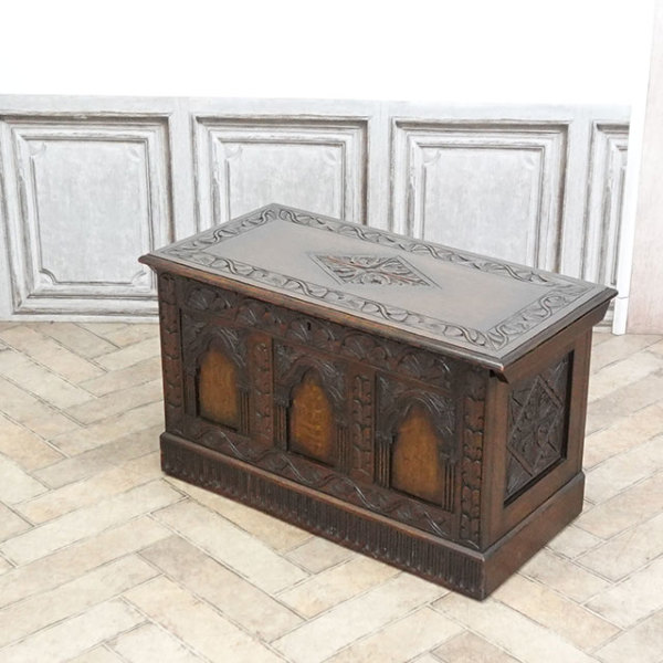 �A���e�B�[�N�E�R�t�@�[