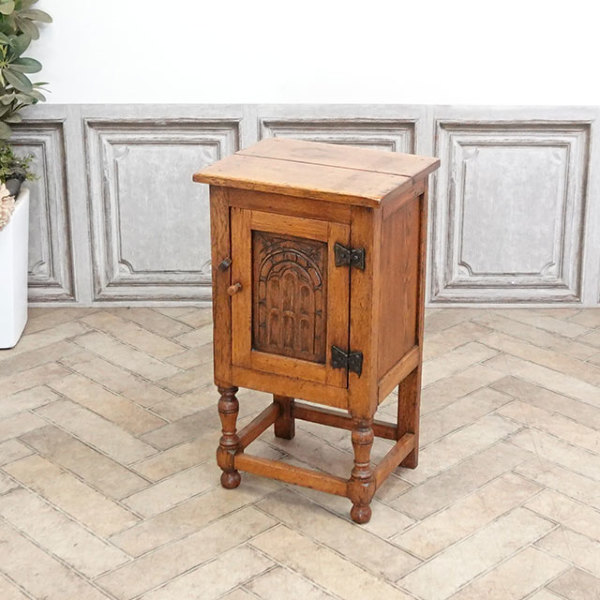 1930年頃 オーク材 イギリス アンティーク・ナイトテーブル