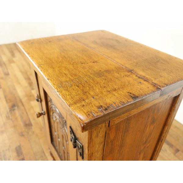 1930年頃 オーク材 イギリス アンティーク・ナイトテーブル