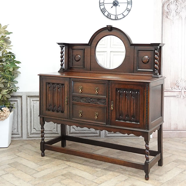イギリスアンティーク 1920年頃 オーク材 イギリス アンティーク・サイドボード antique80522