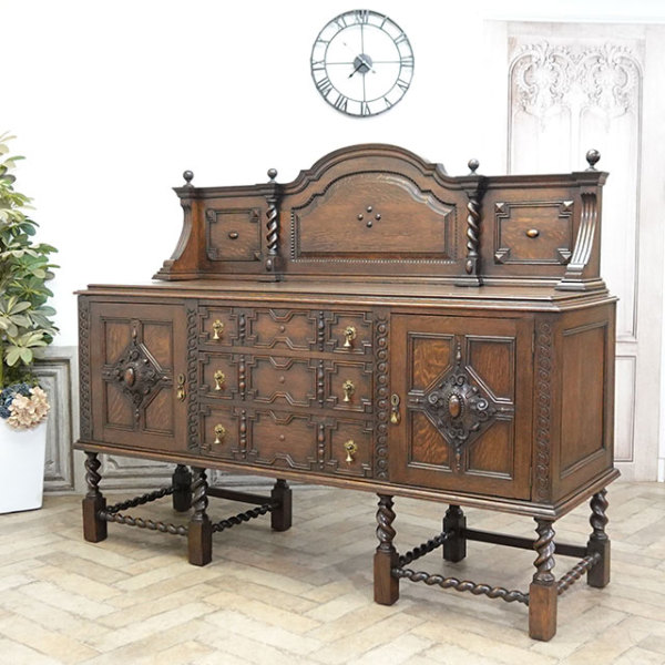 イギリス★アンティーク★サイドボード★ライオン★ラグジュアリー★ イギリス☆アンティーク☆サイドボード☆ライオン☆ラグジュアリー