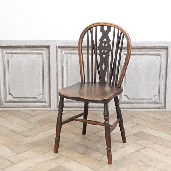 �A���e�B�[�N�E�`�F�A