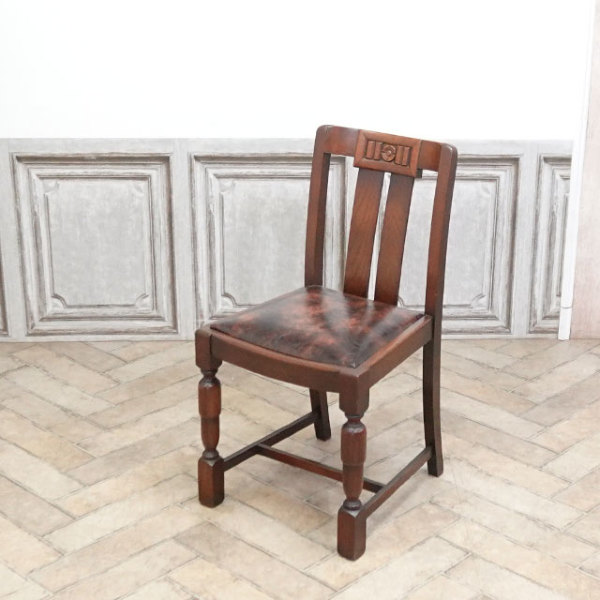 �A���e�B�[�N�E�`�F�A