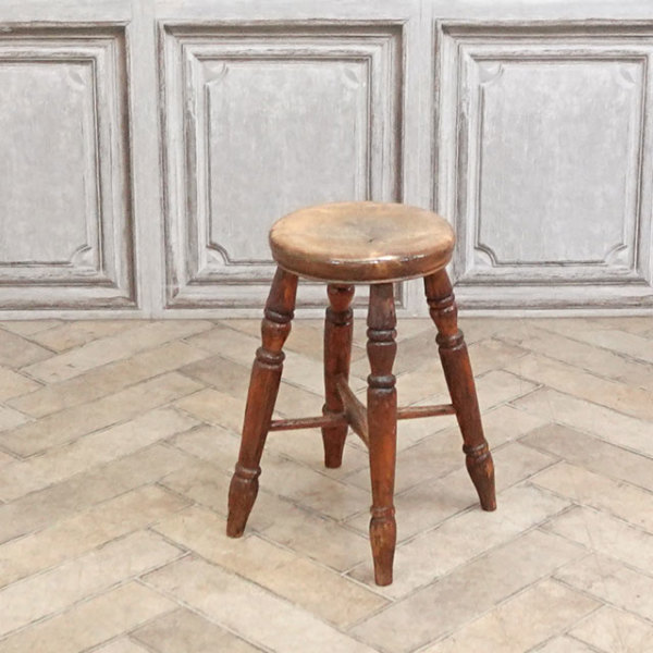 �A���e�B�[�N�E�`�F�A