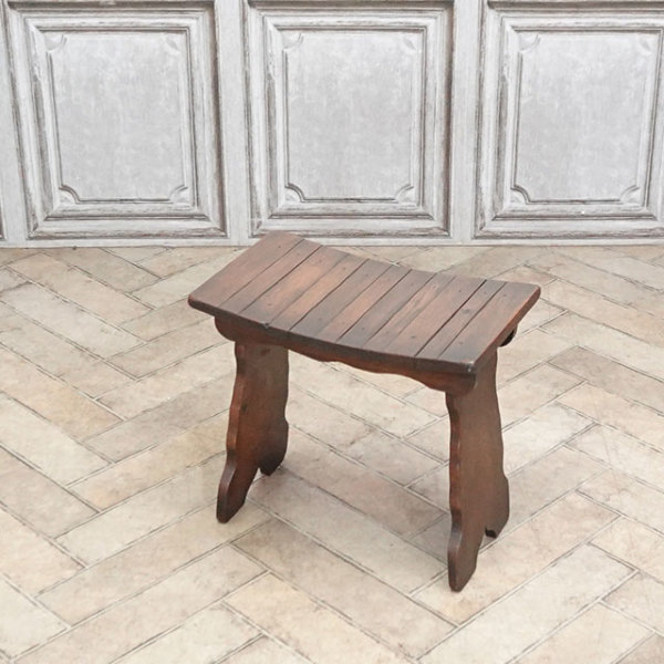 �A���e�B�[�N�E�`�F�A