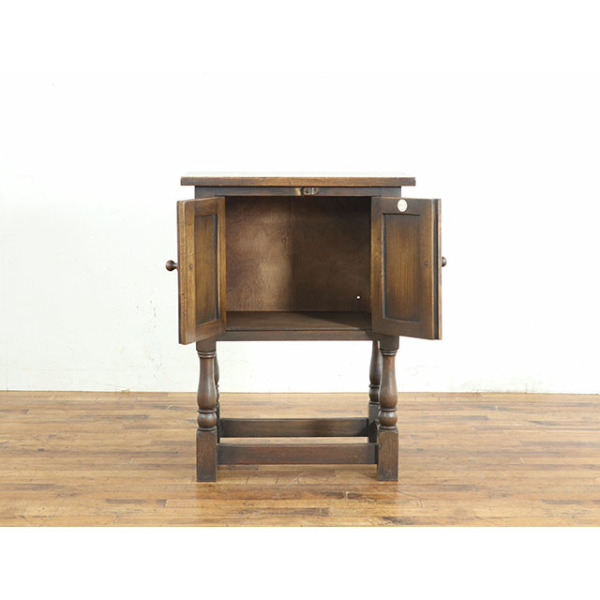 1950年頃 オーク材 イギリス アンティーク・ナイトテーブル