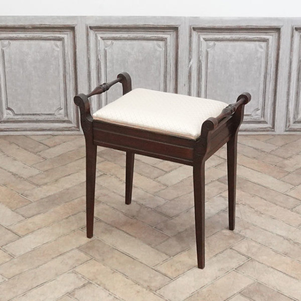 �A���e�B�[�N�E�`�F�A