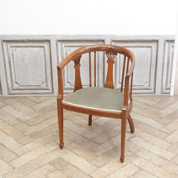 �A���e�B�[�N�E�`�F�A