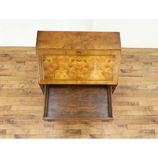 1940年頃 ウォールナット材 イギリス アンティーク・ビューロー