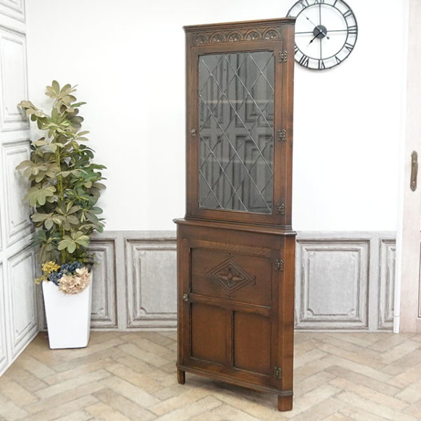 �A���e�B�[�N�E�L���r�l�b�g