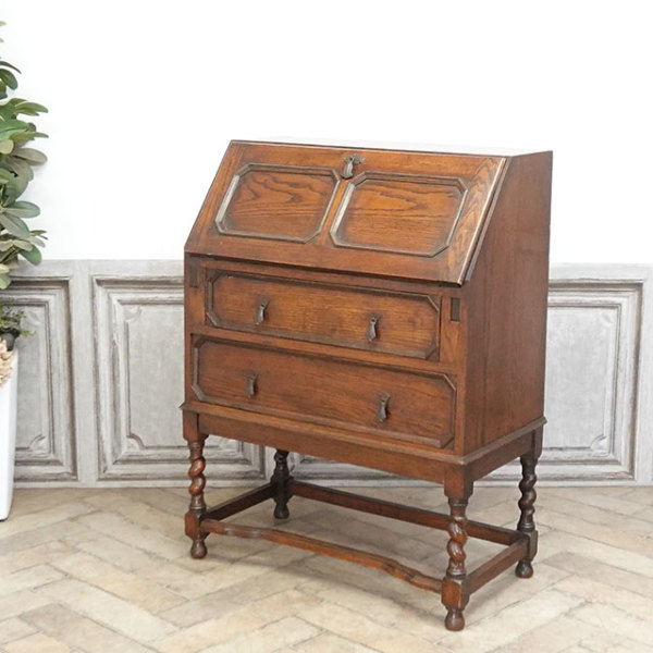 �A���e�B�[�N�E�r���[���[