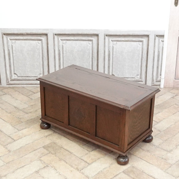 �A���e�B�[�N�E�R�t�@�[