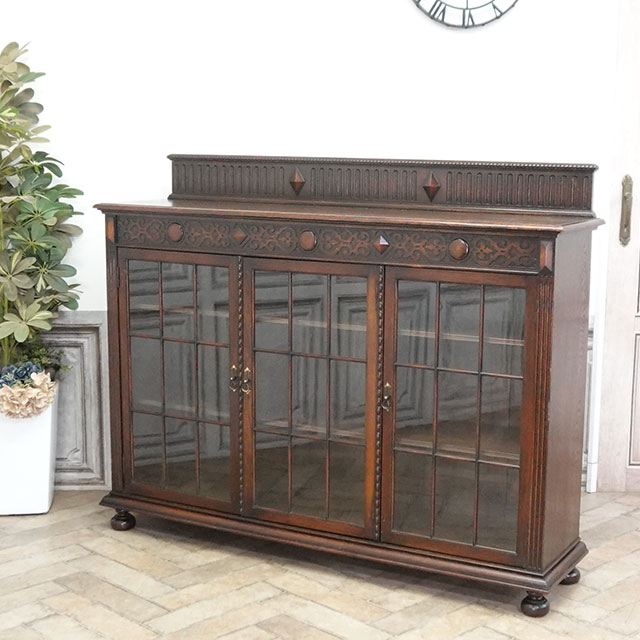 専用イギリスアンティークカタログ集　1845年　特大 1920年頃 オーク材 イギリス アンティーク・ブックケース antique81137