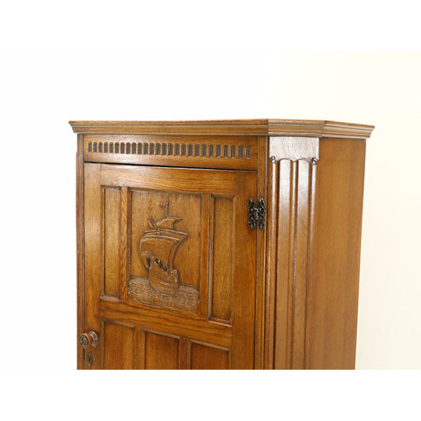 1930年頃 オーク材 イギリス アンティーク・ワードローブ antique81213
