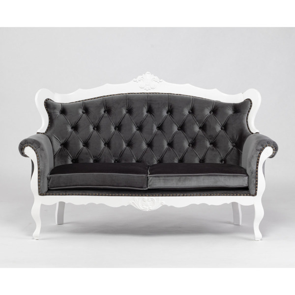 Nana様　②アンティーク家具 こんにちは、PEARL.nanaです🌿 本日はPEARL.のチェア達をどどーんと ご